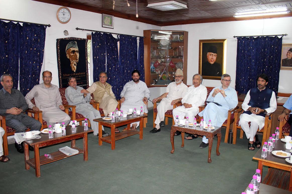 Opposition parties for political dialogue with Pakistan over Kashmir
